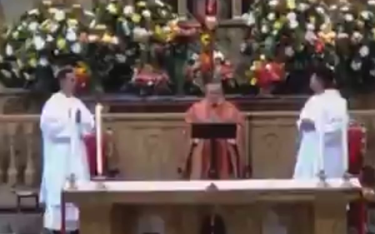 En redes sociales se difundieron videos que muestran los momentos de pánico que se vivieron ante la intensidad del sismo. Uno ellos fue captado en la basílica de Nuestra Señora del Rosario en el municipio de Chiquinquirá, Boyacá.