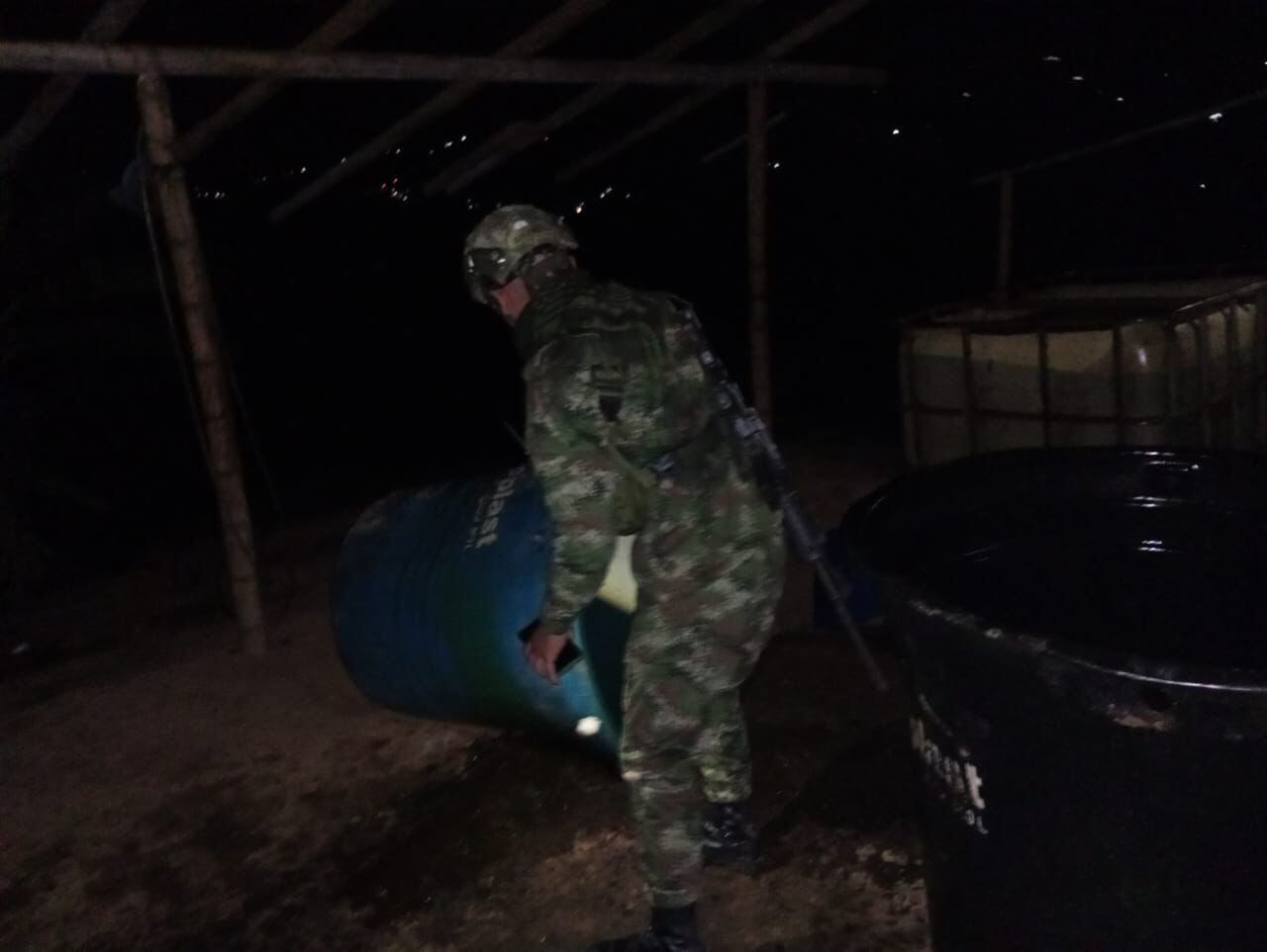 Un megalaboratorio para procesar cocaína desmantelado y la incautación de tonelada y media de marihuana dejan operaciones militares en el norte del Cauca