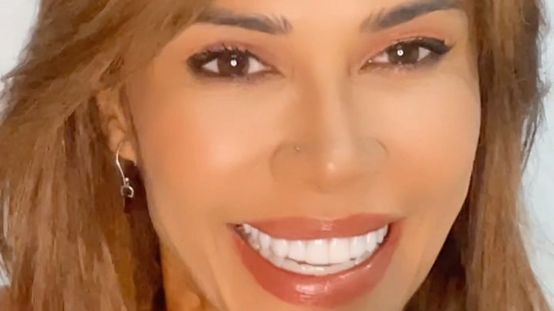 La ‘pupuchurra’ posó con un bikini que le cubría muy poco