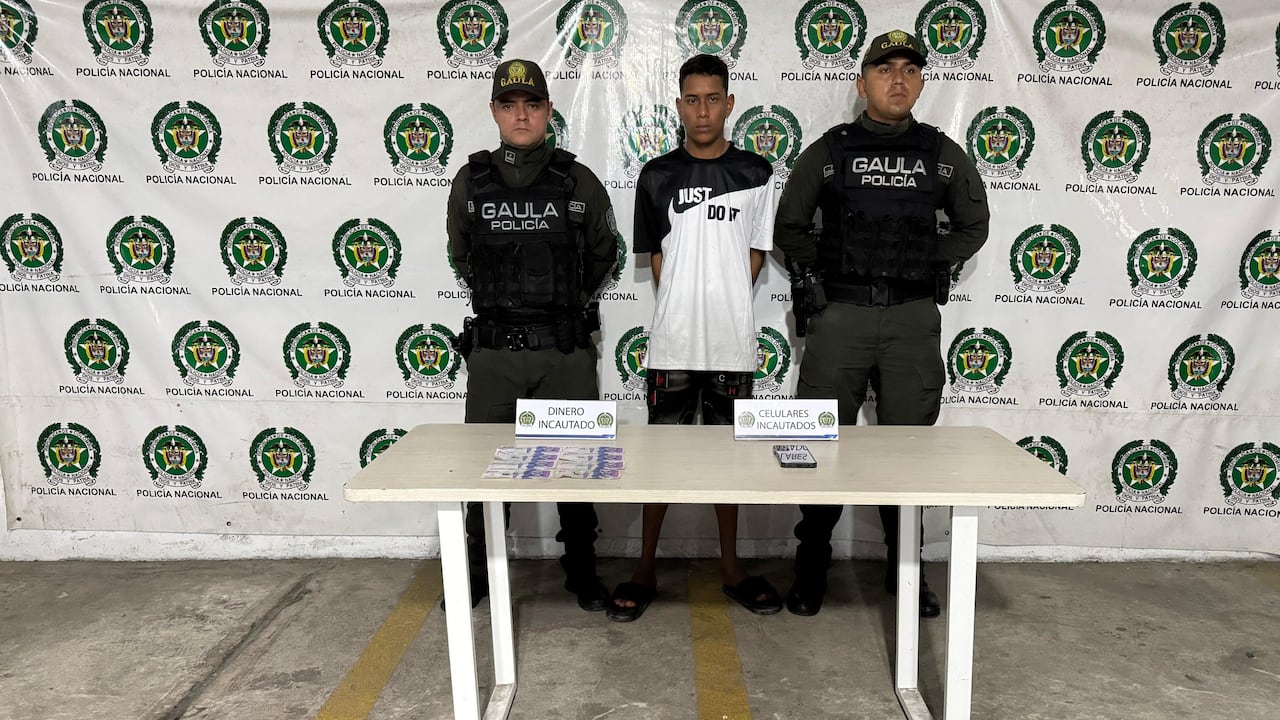 El soldado del Ejército Nacional capturado mientras extorsionaba en Atlántico.