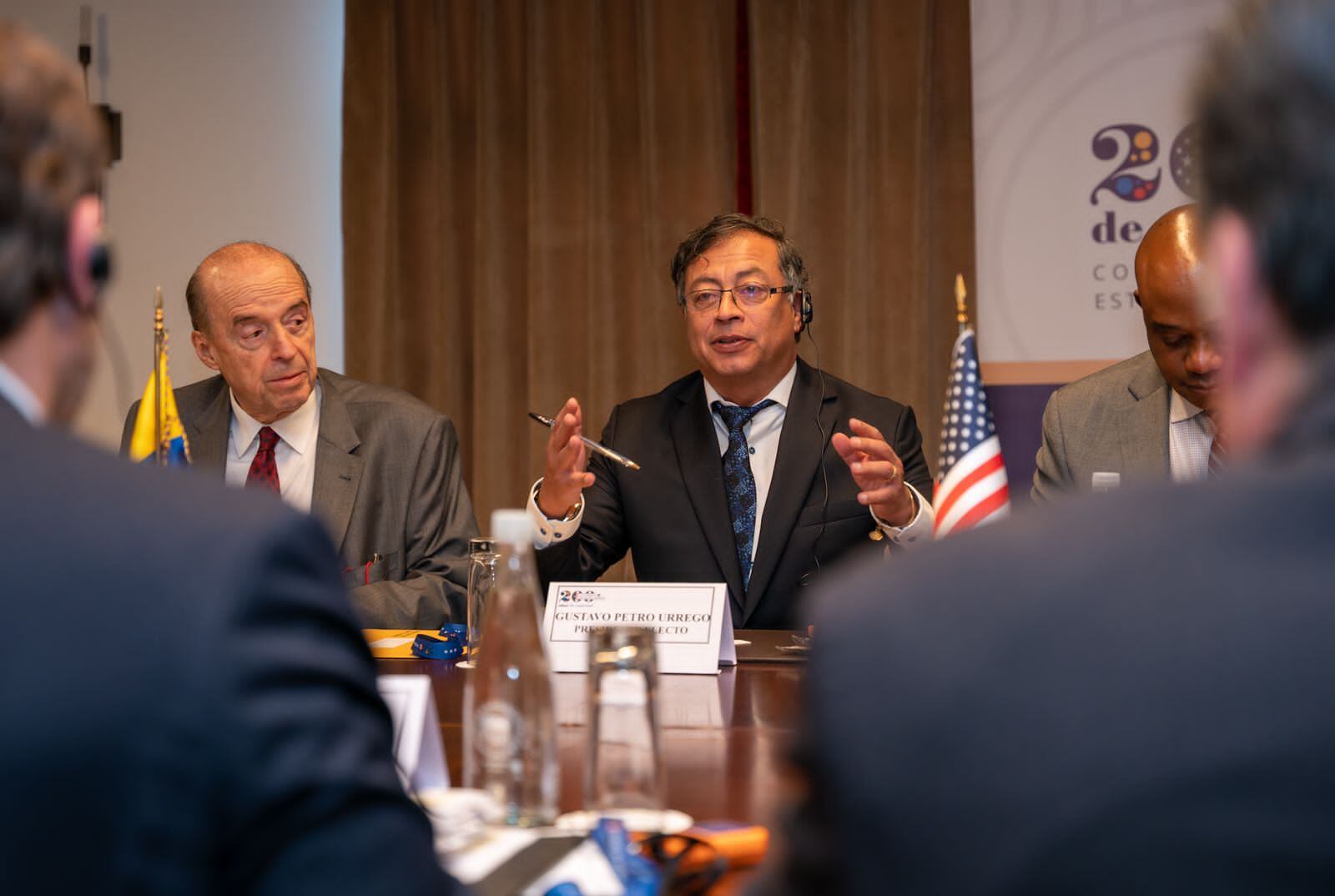 presidente electo Gustavo Petro y la delegación de Joe Biden.