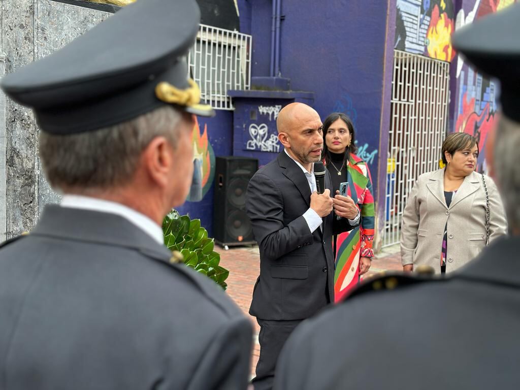 Bomberos Oficiales de Bogotá