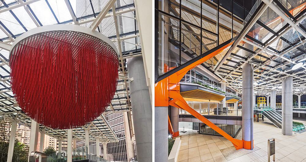  La gran escultura de Jesús Soto, instalada en el espacio público, el gran espacio público del edificio Atrio.