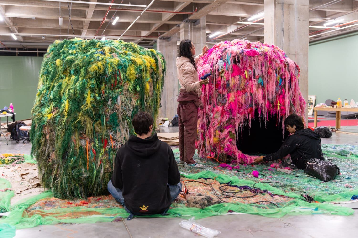 'Arquitectura emocional: Cobijos y Moradas', proyecto nominado al XIII Premio Luis Caballero, de la artista Angélica Teuta.