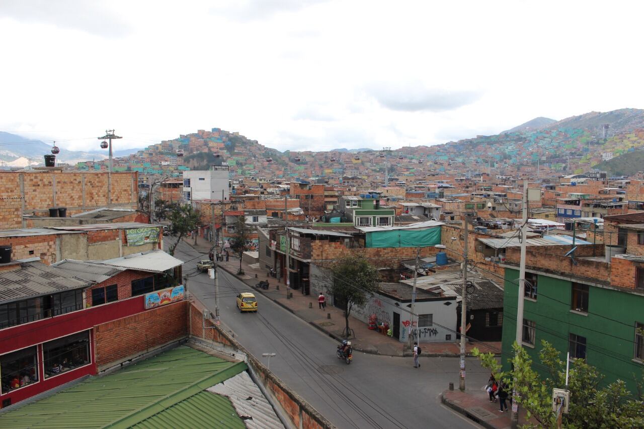 Integración Social señaló que gracias a las transferencias monetarias del Ingreso Mínimo Garantizado, el Gobierno de la alcaldesa Claudia López ha alcanzado una reducción de la pobreza en Bogotá en 1.9 puntos porcentuales, y una reducción de pobreza extrema en 2.3 puntos porcentuales.