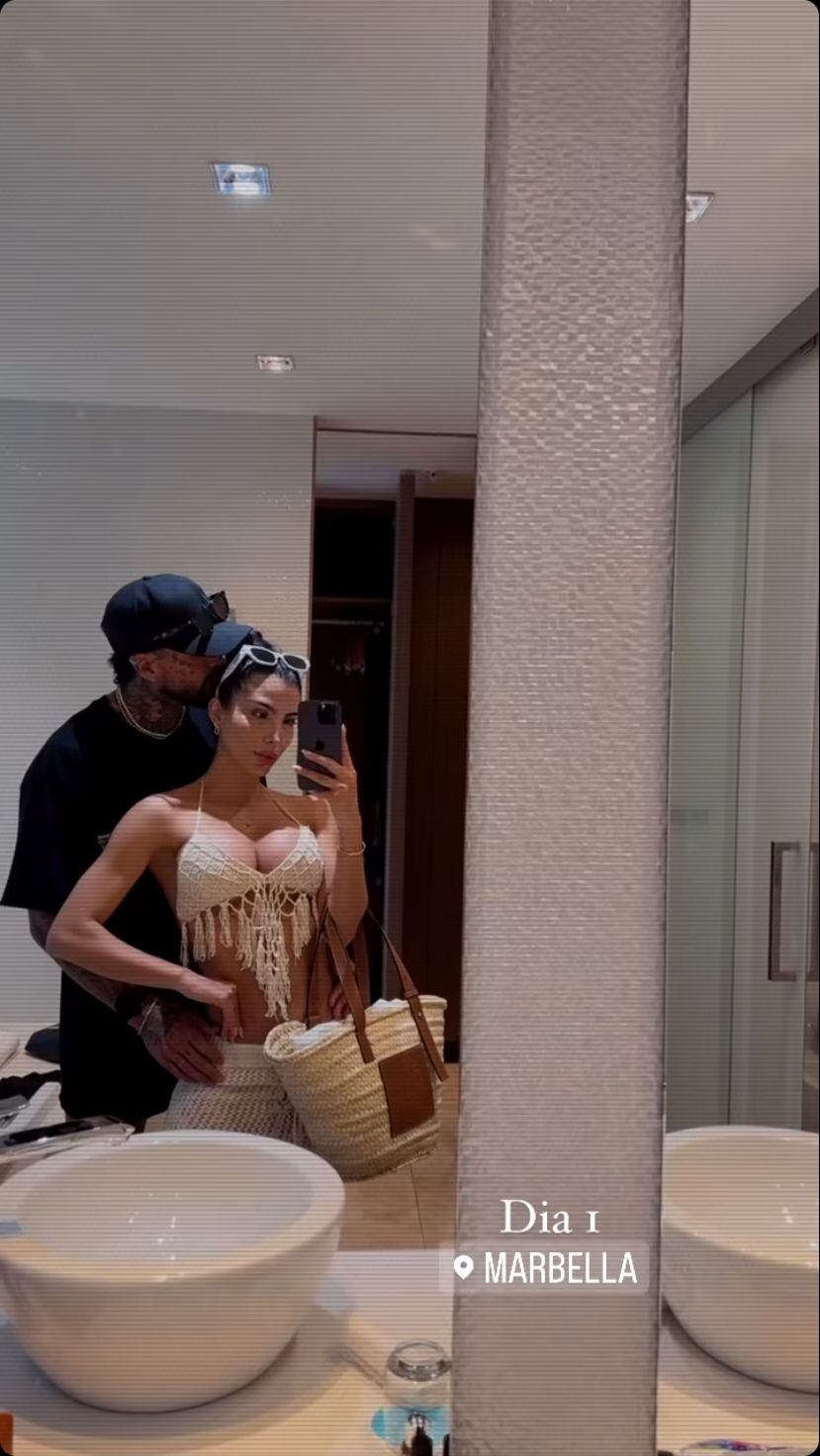 La pareja está disfrutando de Europa.