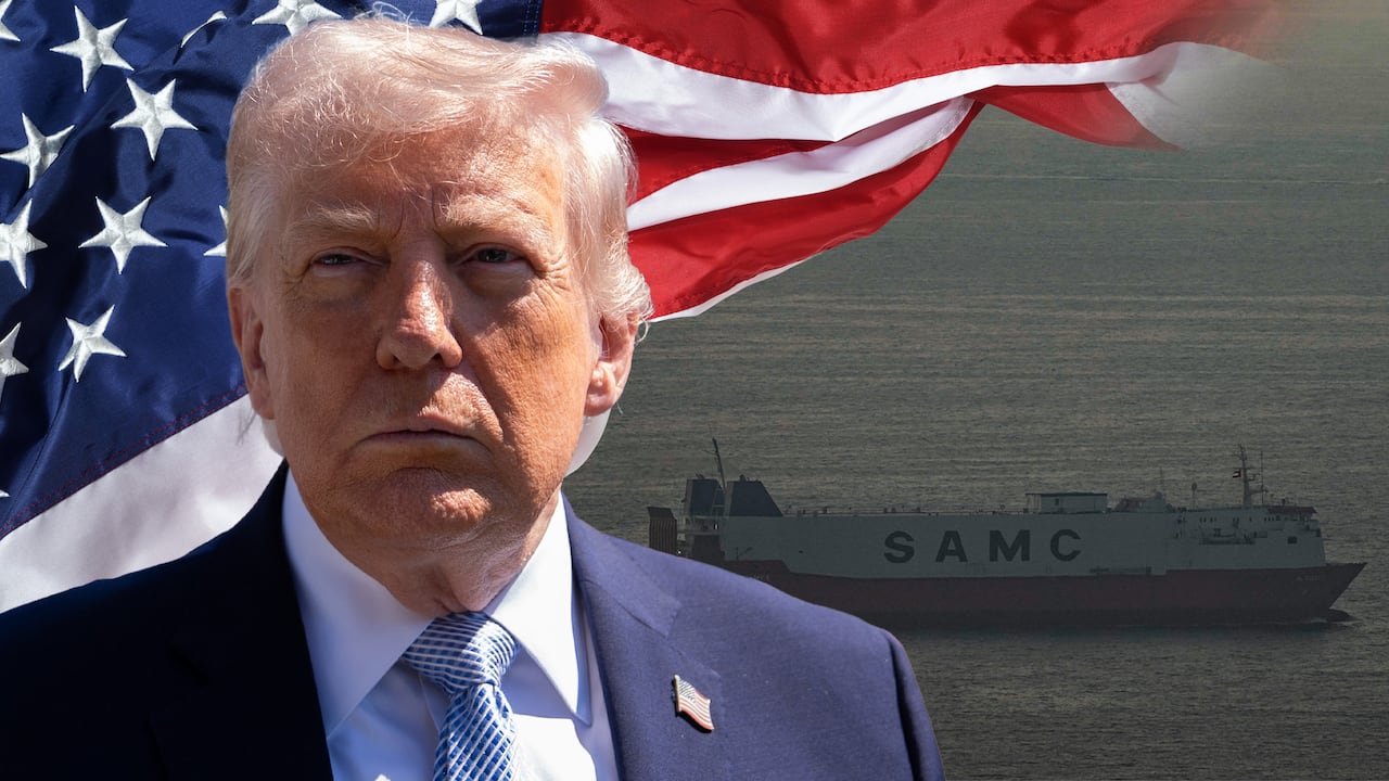 Donald Trump dijo que está monitoreando la situación en el estrecho.