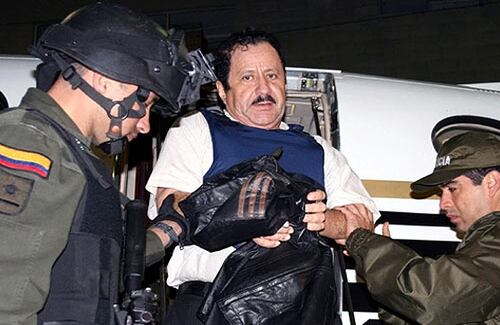 Hernán Giraldo Serna, alias "El Patrón" lideraba el Frente Resistencia Tayrona. Fue solicitado en extradición por el distrito de Columbia.