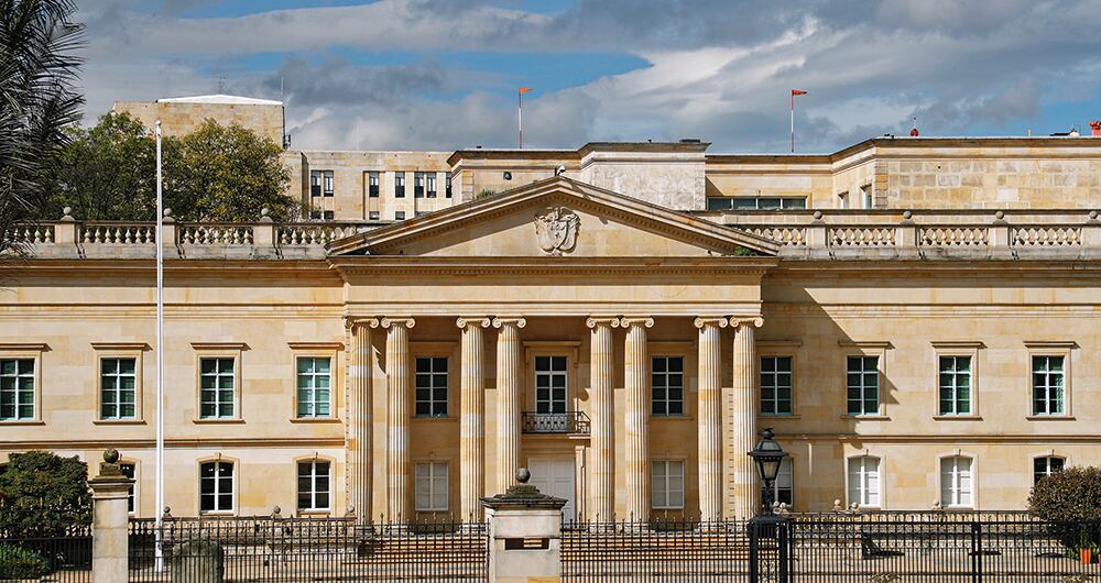   Ni en la Casa de Nariño ni en los ministerios dan razón sobre el retraso de los nombramientos en diversas entidades que son adscritas al Ejecutivo. Además, hay constantes cambios que impiden estabilidad. 