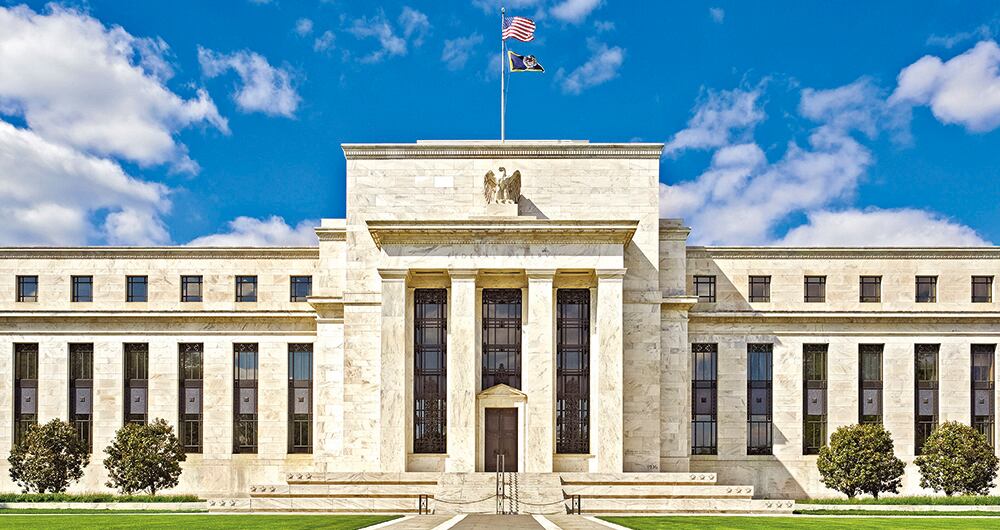 Jerome Powell dijo que la Fed recibió el viernes citaciones de un gran jurado relacionadas con su testimonio ante el Senado en junio, en el que declaró sobre un gran proyecto de renovación de las oficinas de la institución que él dirige.