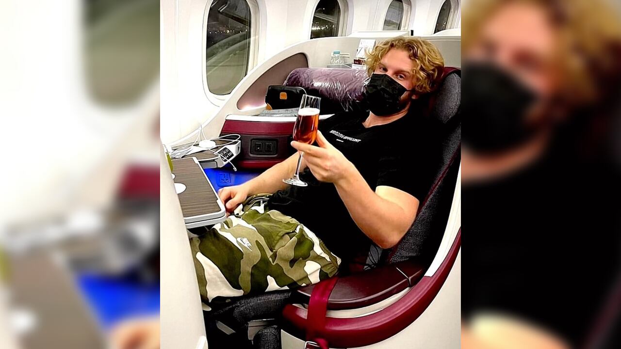 Yan Stavisski es un graduado en marketing que volcó su vida a recorrer el mundo. Foto: Instagram @kingcredit.