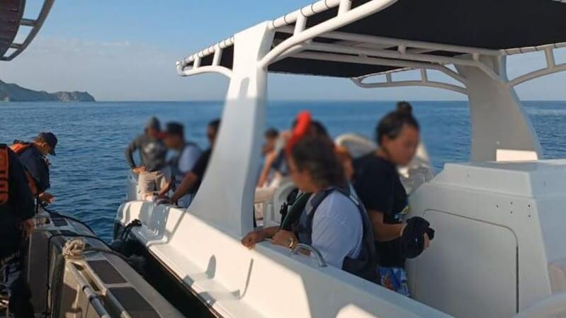 Dentro de la tripulación había cuatro menores de edad.