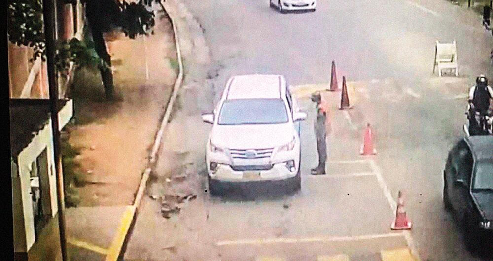  La camioneta Toyota Fortuner usada en el atentado es idéntica a una de la Fiscalía que ingresaba frecuentemente.