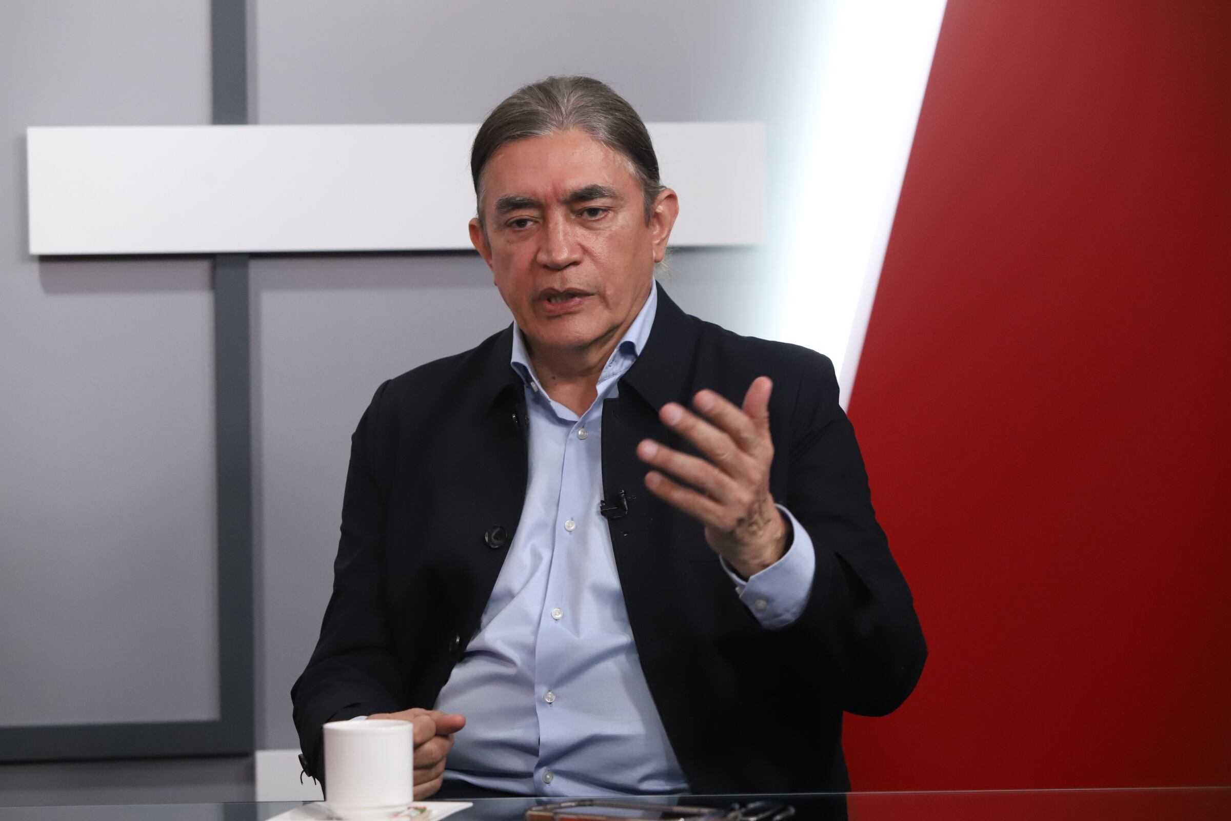Entrevista a Gustavo Bolívar, exdirector del Departamento para la Prosperidad SOcial (DPS)