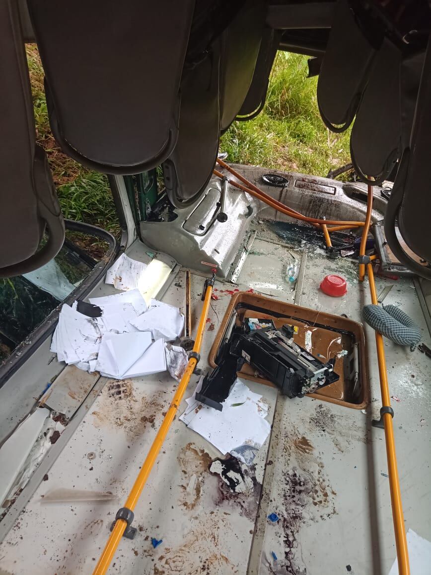 El vehículo se volcó cuando se dirigía a Florencia.