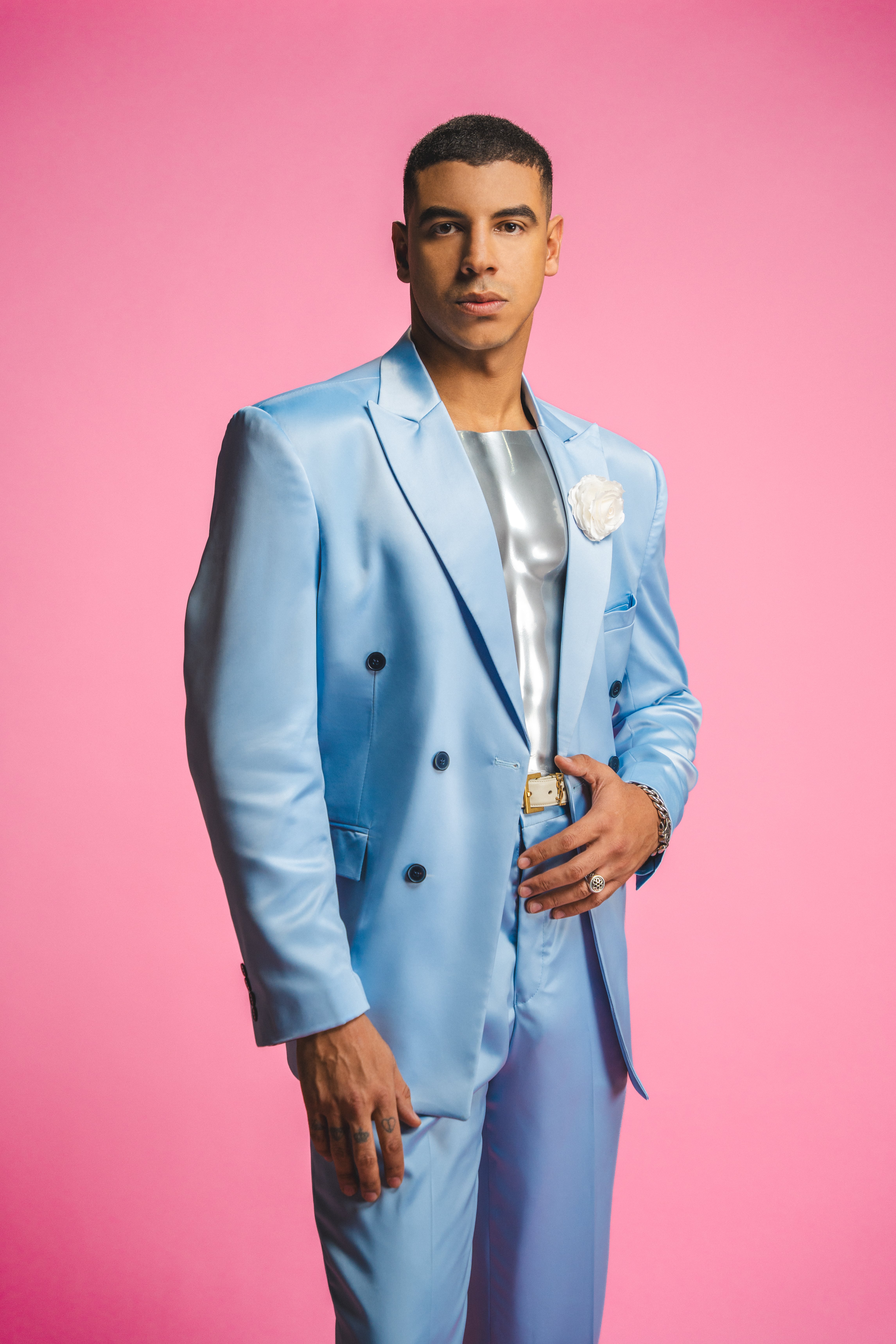 Manuel Medrano con su nuevo álbum "Perfecto"