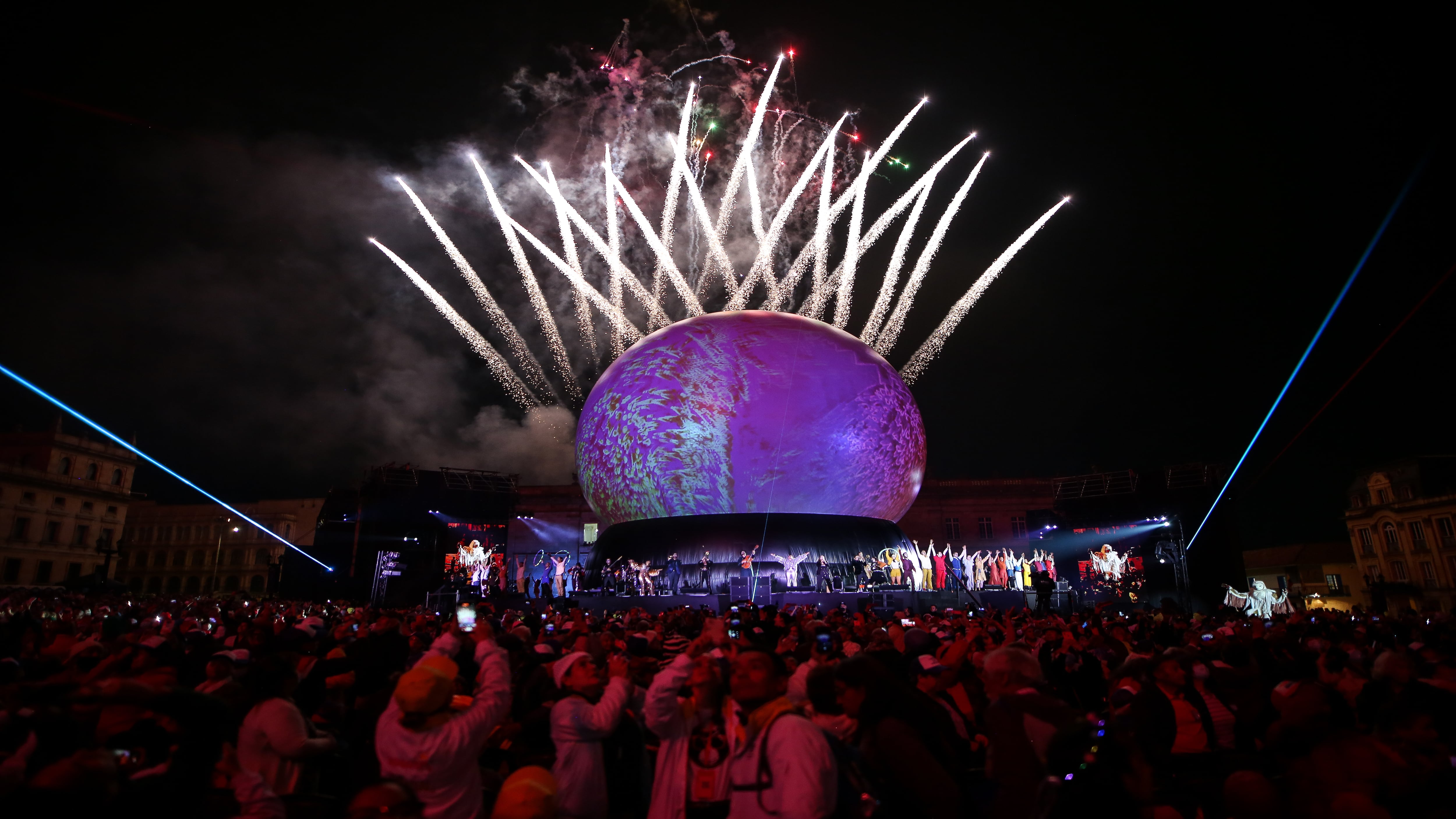 Espectacular show de luces de Navidad en la Plaza de Bolívar