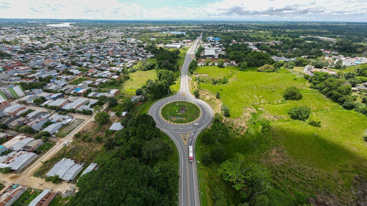 Con caminos comunitarios y la reactivación del modo fluvial y férreo el Gobierno busca cerrar brechas desde las regiones