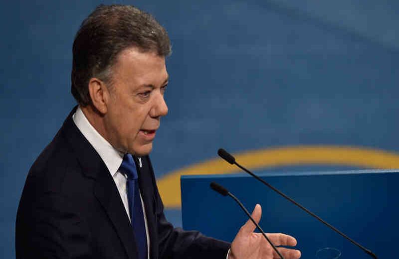 La Fiscalía de Colombia dijo que parte del dinero de un soborno “habría” terminado en la campaña presidencial de Juan Manuel Santos. De ello solo existe el testimonio del ex congresista Otto Bula.