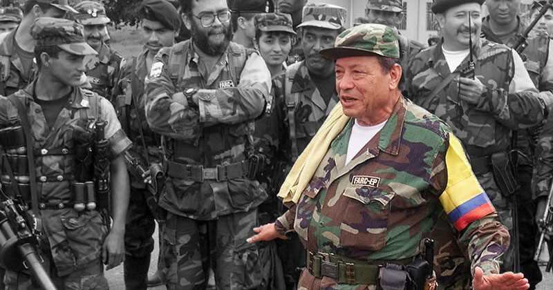 La carta revelada por SEMANA evidencia que Tirofijo designó a Leyva como vocero de las Farc.