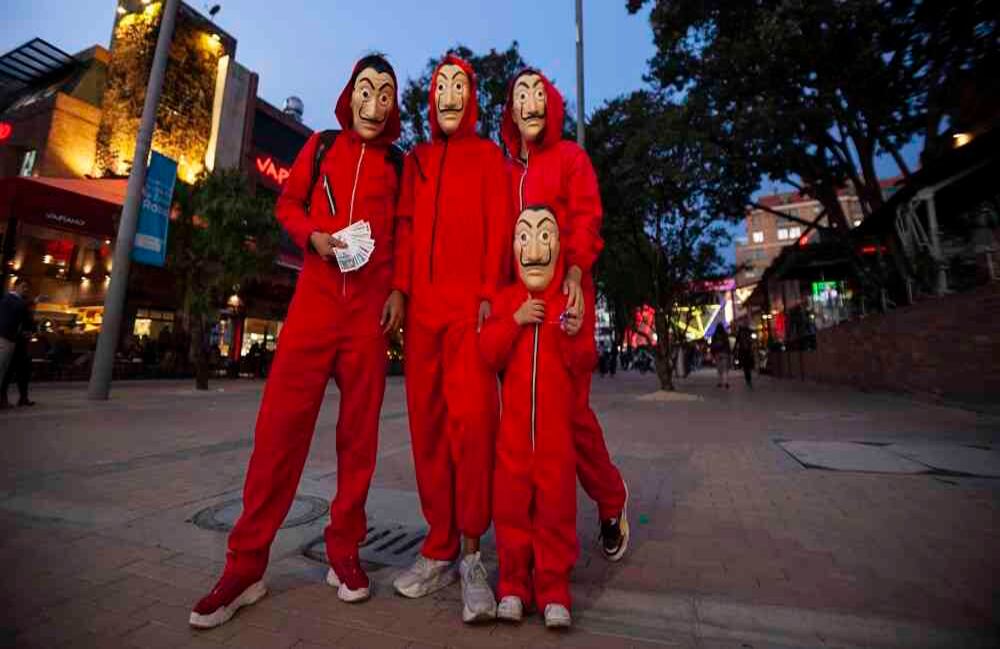 ¡Pilas! Habrá toque de queda en el Valle para menores de edad durante noche de Halloween. Foto: Semana.