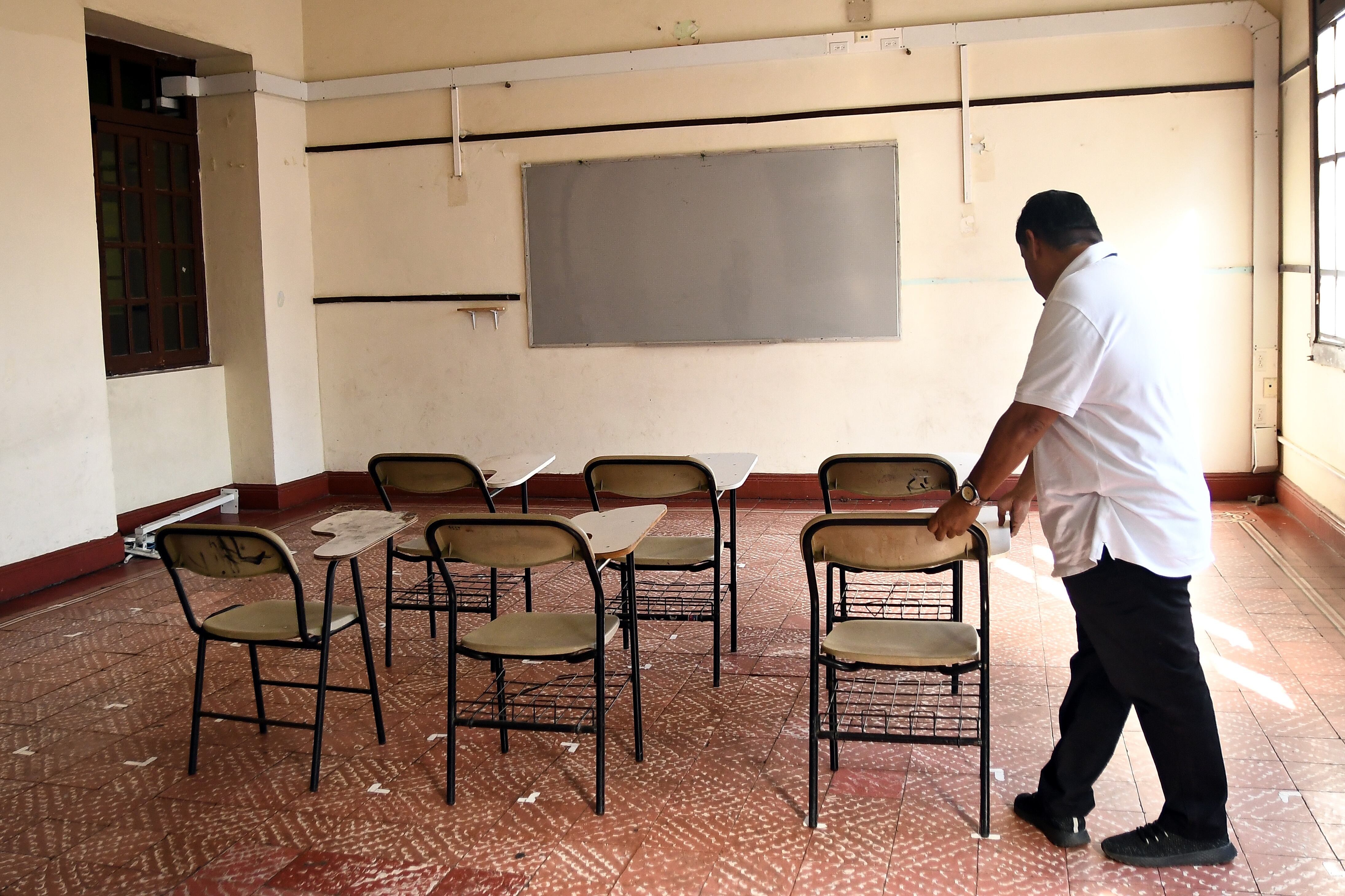 Fotos y Video Wirman Rios del cierre del Colegio Maria Auxiliadora