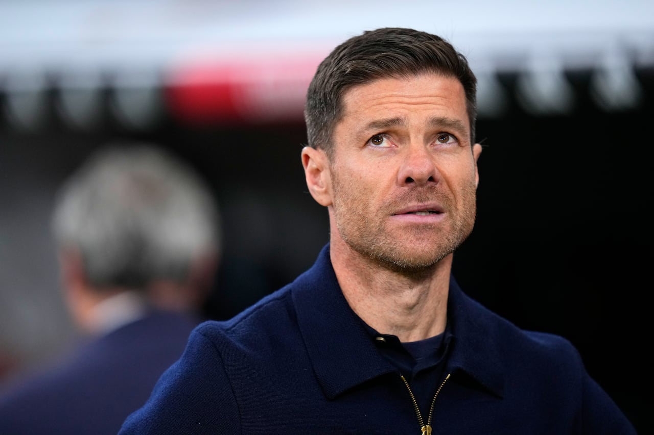 Real Madrid's head coach Xabi Alonso arrives for the Spanish La Liga soccer match between Real Madrid and Celta Vigo in Madrid, Spain, Sunday, Dec. 7, 2025. (AP Photo/Manu Fernandez)