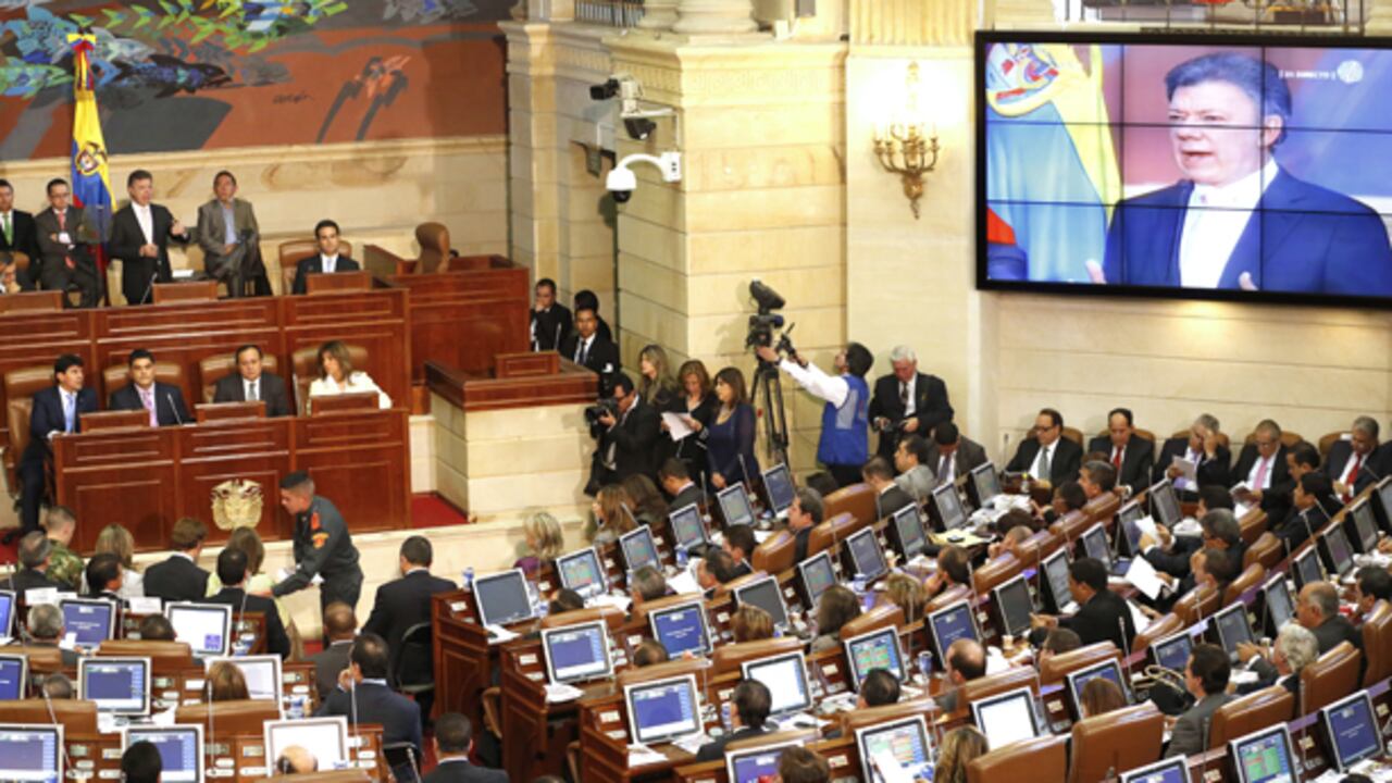 Un día de salario de un congresista en Colombia cuesta aproximadamente 800.000 pesos.