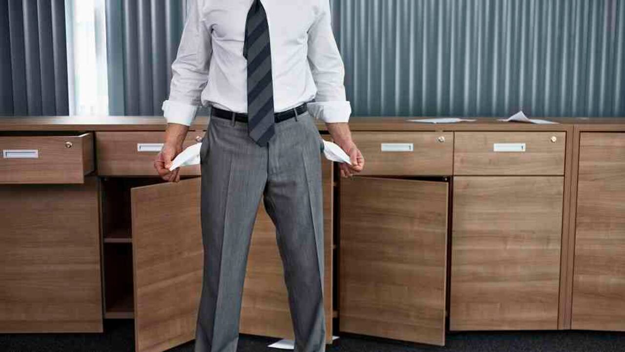 La reestructuración empresarial puede ser una alternativa para darle vida a la compañía.