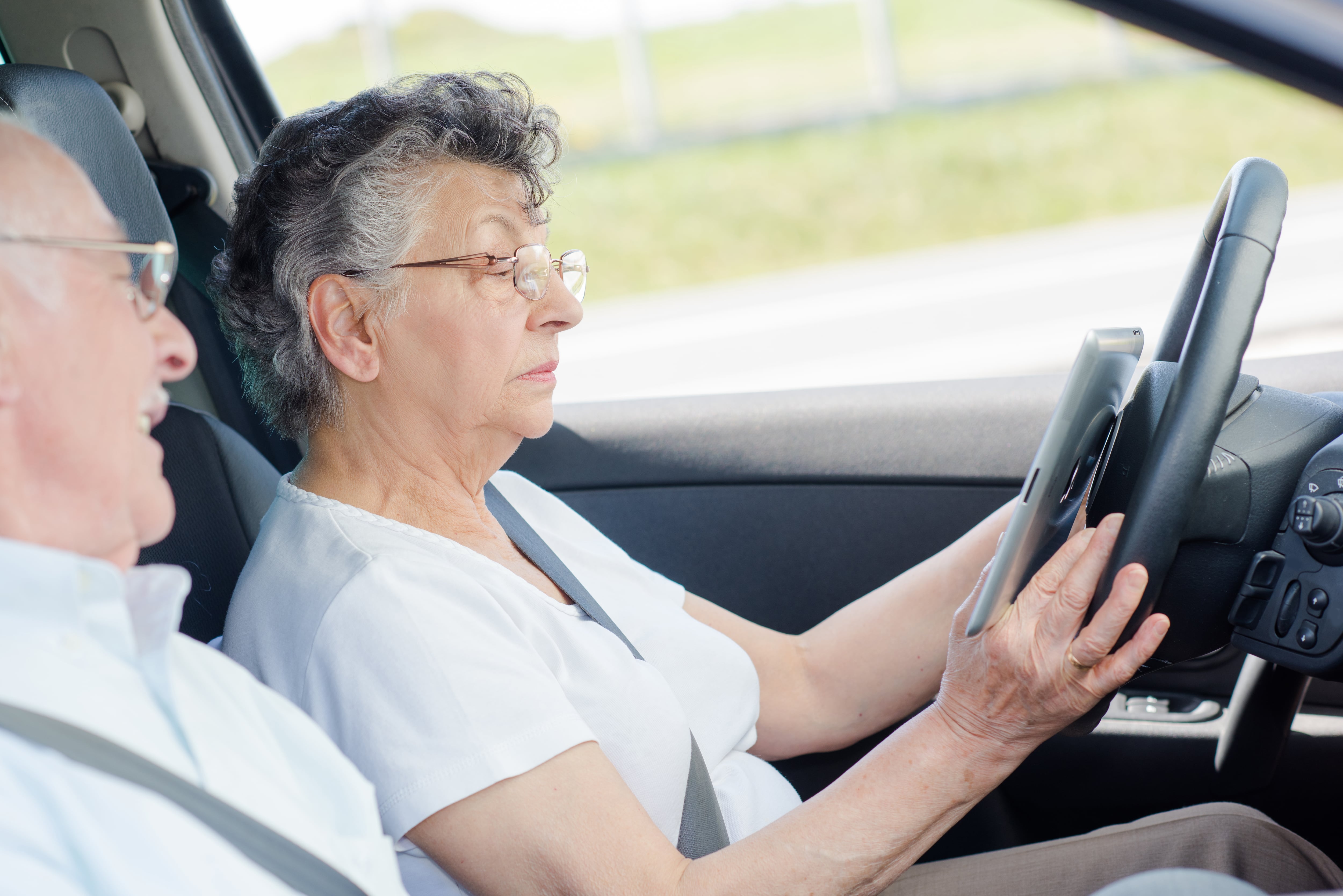 Los exámenes médicos en Centros de Reconocimiento de Conductores son requisito indispensable para demostrar las condiciones físicas y mentales necesarias para conducir.