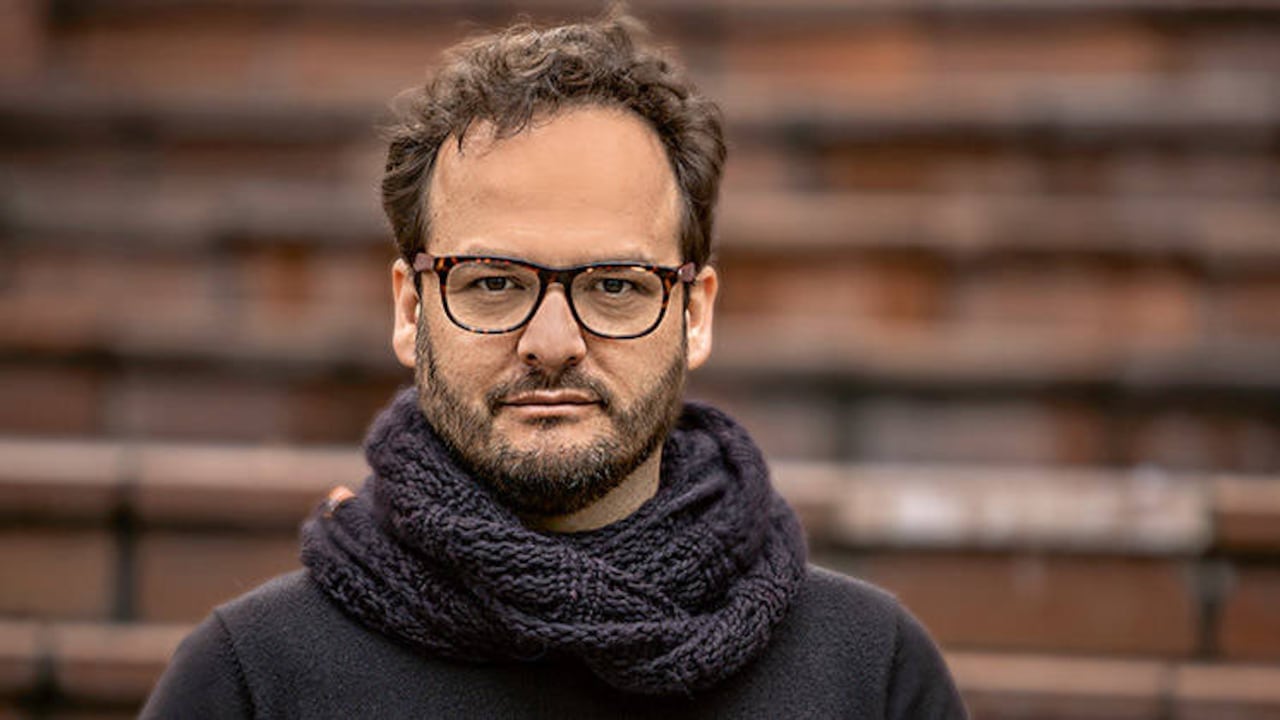 Juan Cárdenas también es autor de las novelas 'Zumbido', 'Los estratos' y 'Ornamento'. Foto: Juan Carlos Sierra.