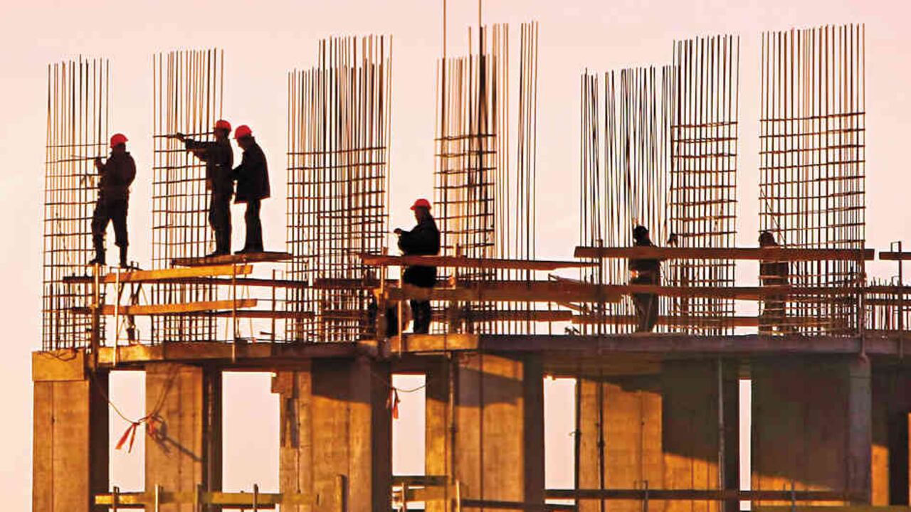 Los inmuebles de estratos altos se ubican normalmente en zonas privilegiadas de la ciudad, rodeados por comercios y vías principales.