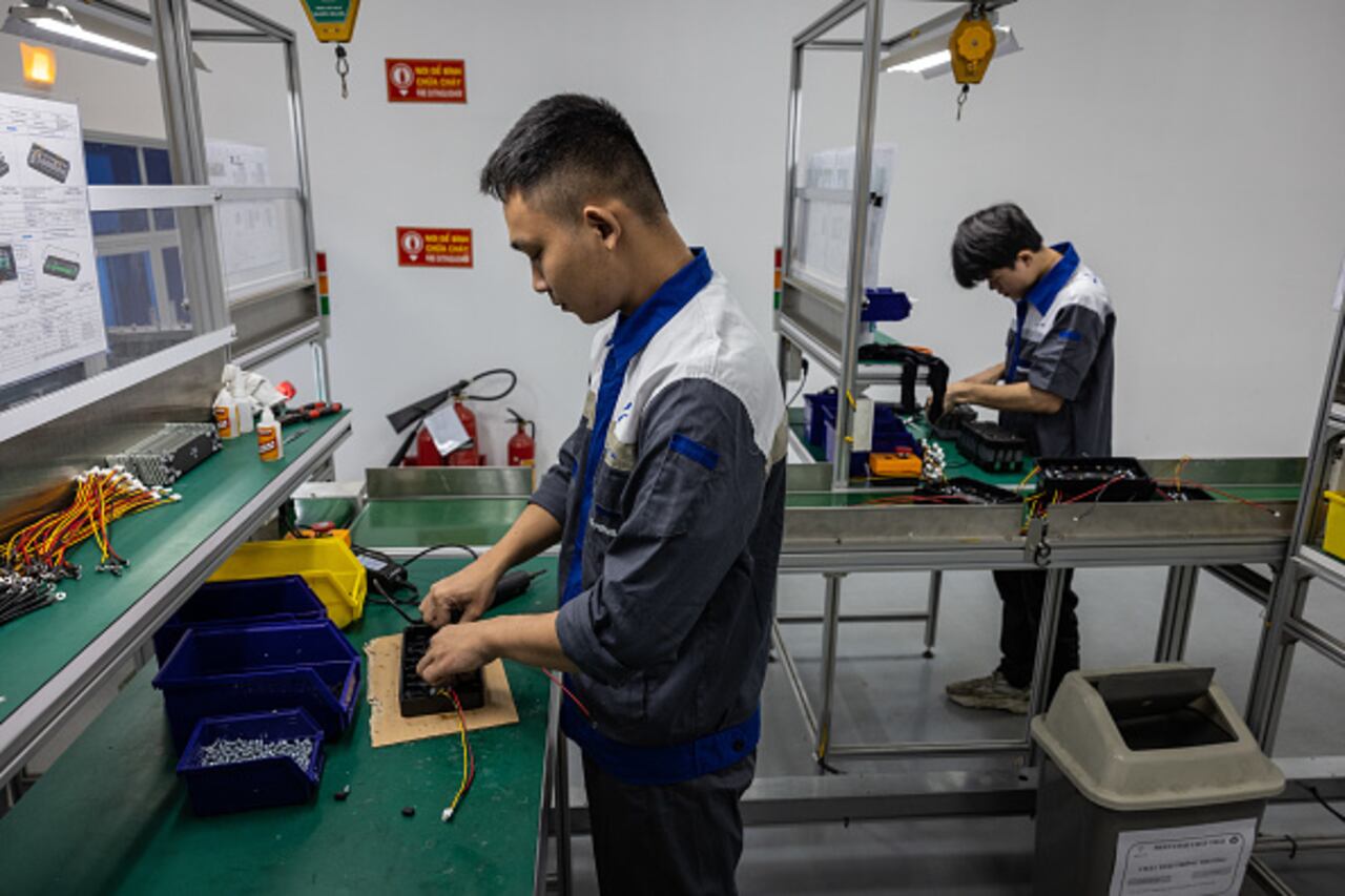 El país se concentra en la formación de una mano de obra más cualificada en las nuevas tecnologías, los semiconductores y la energía, facilitando los procedimientos de admisión, al tiempo que sigue siendo competitivo en la región, asegura.