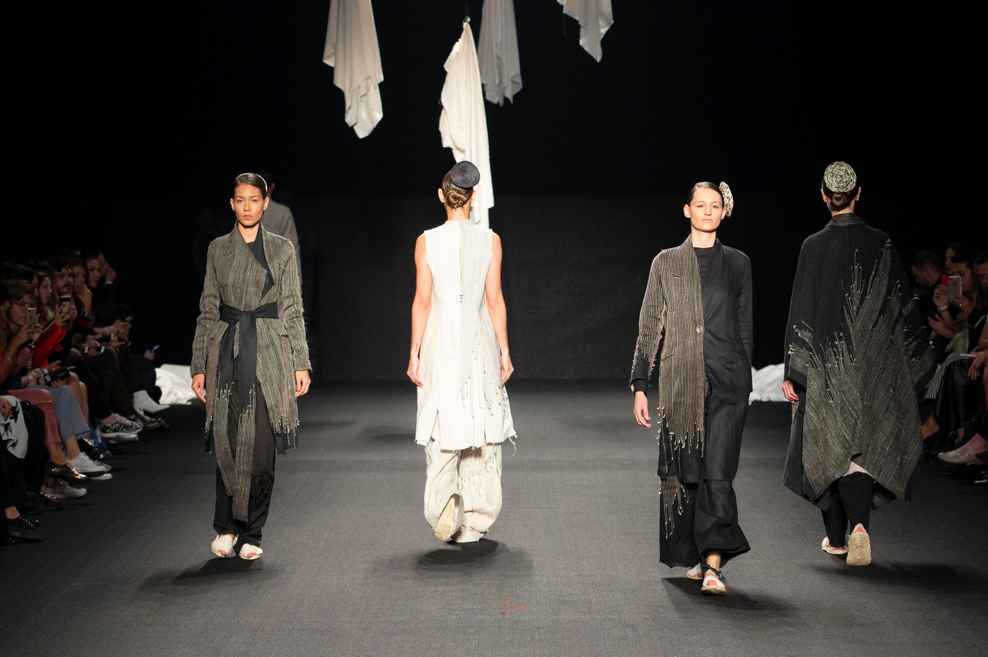 Este reconocimiento es entregado por parte de Fashion Trust Arabia, una iniciativa de la familia real de Catar.