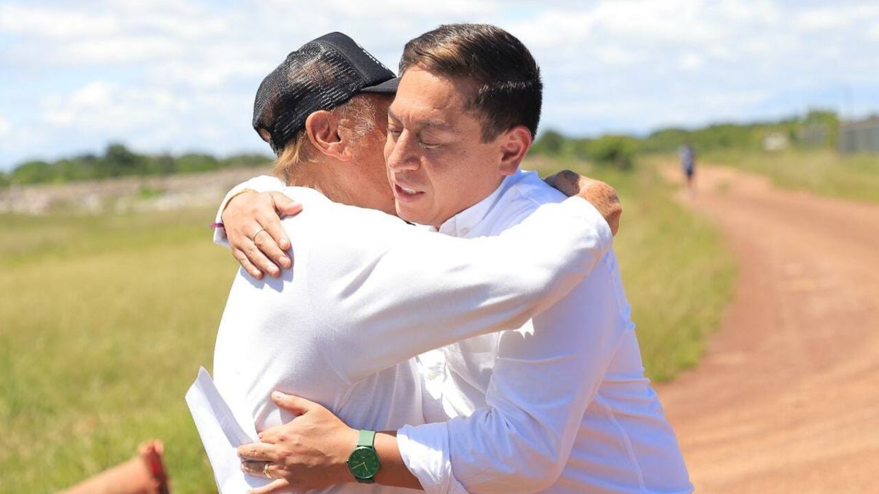 Carlos Amaya y Rodolfo Hernández en Vichada
