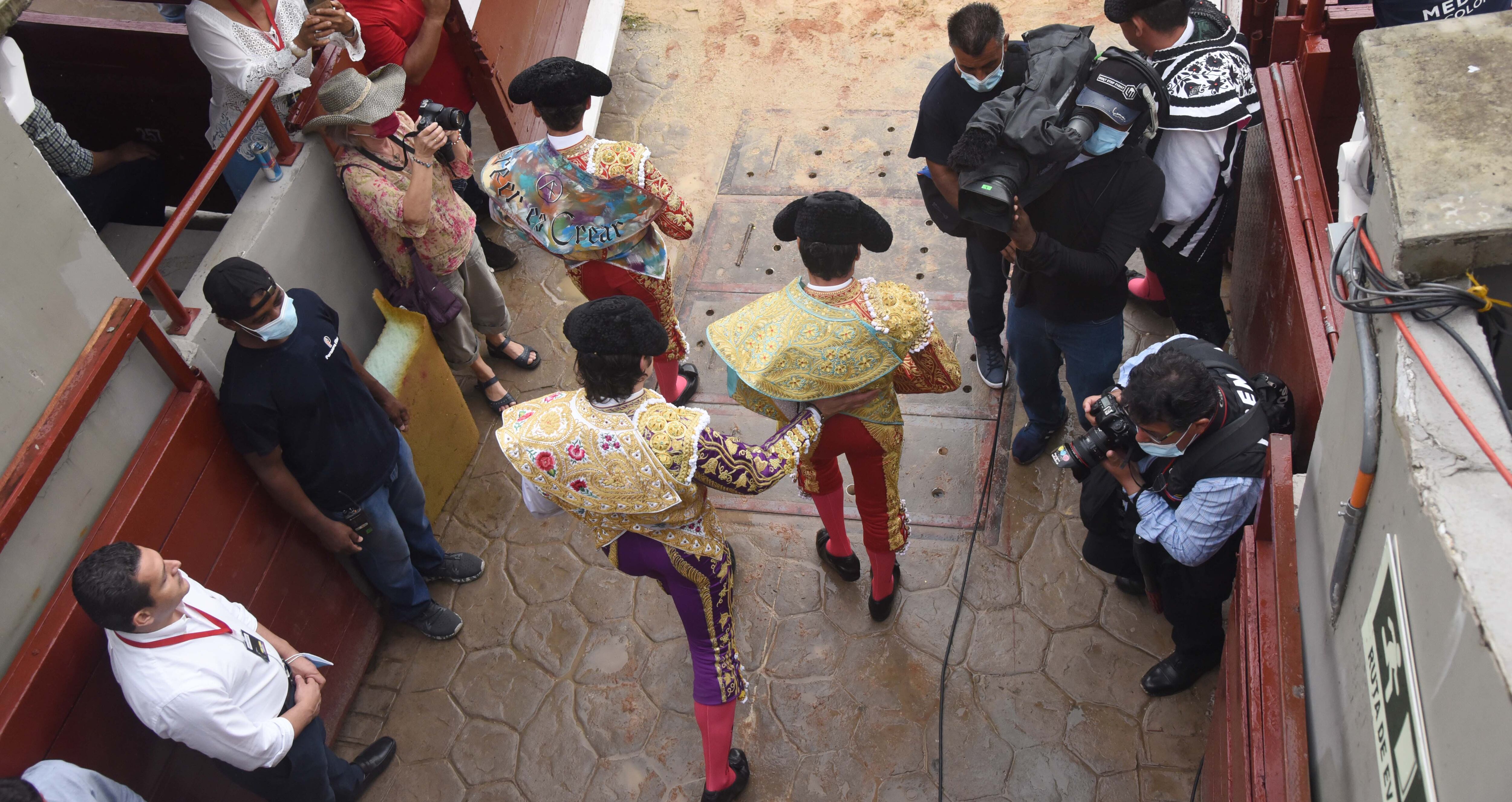 La corrida del 28 de diciembre en Cali fue televisada para todo el mundo por la señal del Canal Toros de Movistar.