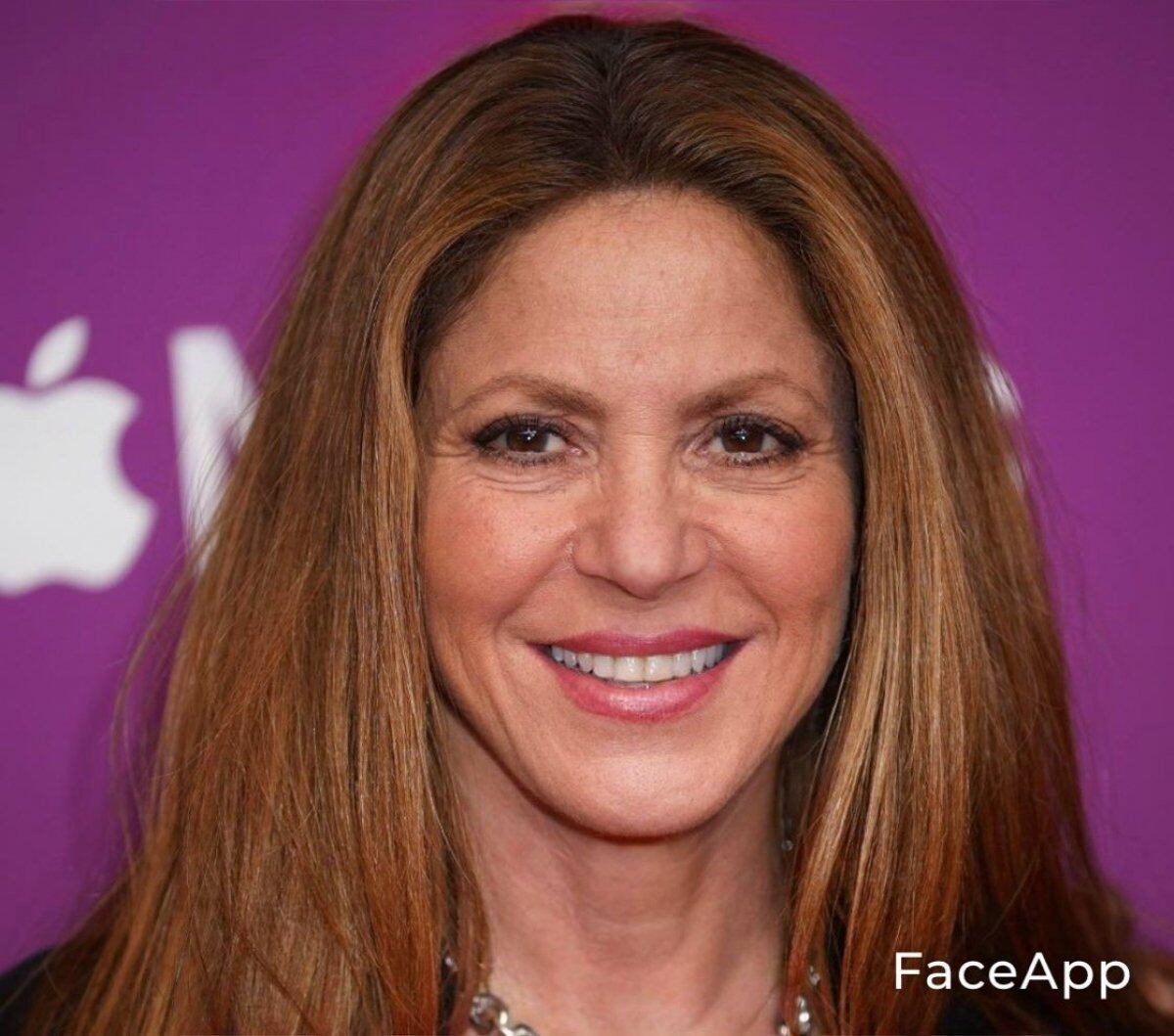 Así lucirá Shakira con 60 años.