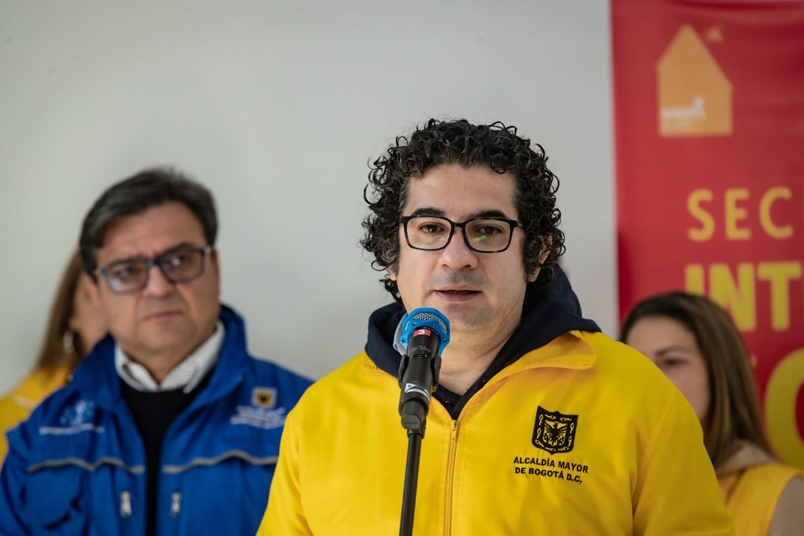 Secretario de Integración Social, Roberto Angulo