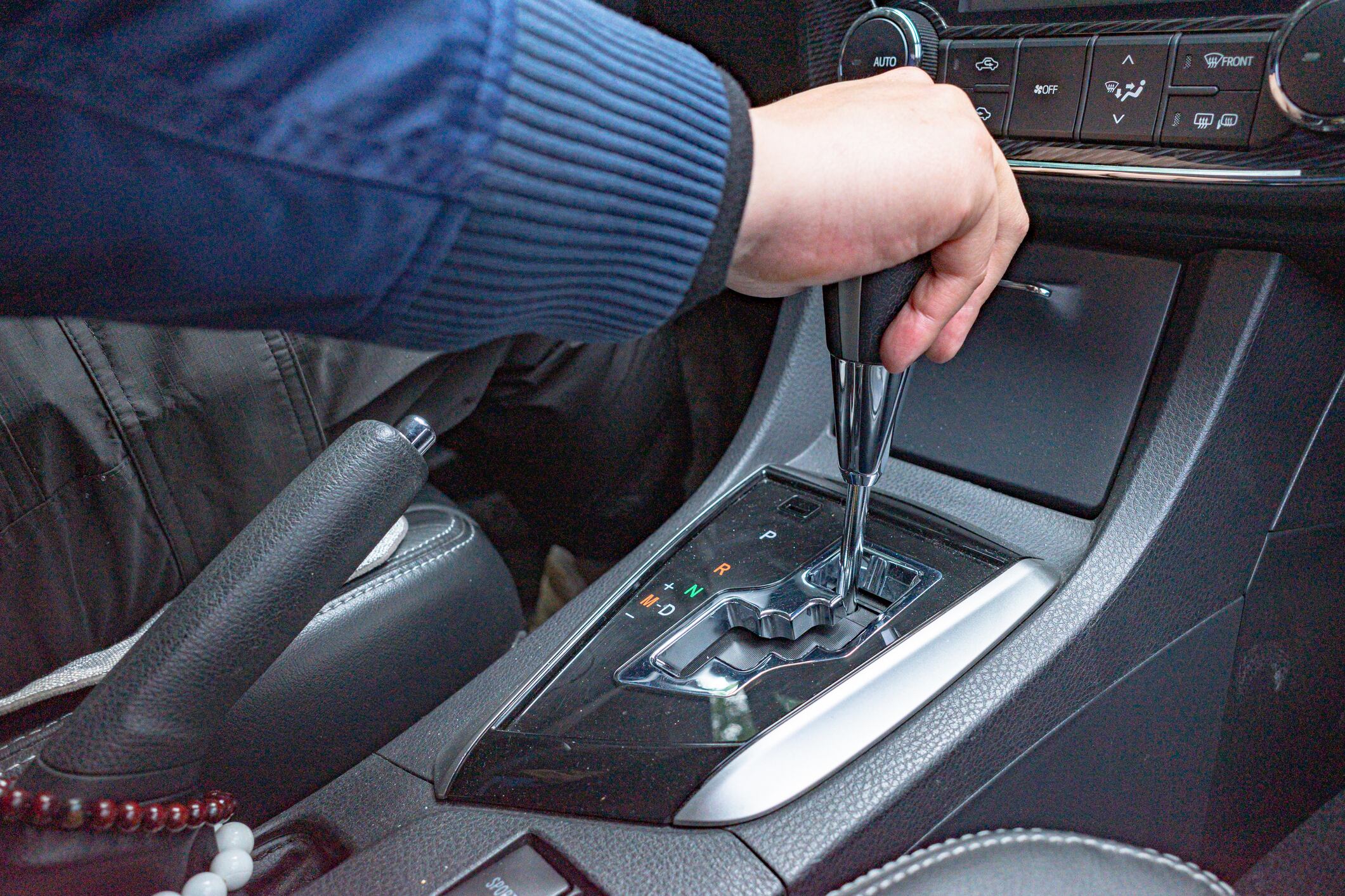 Algunos conductores prefieren un vehículo automático.