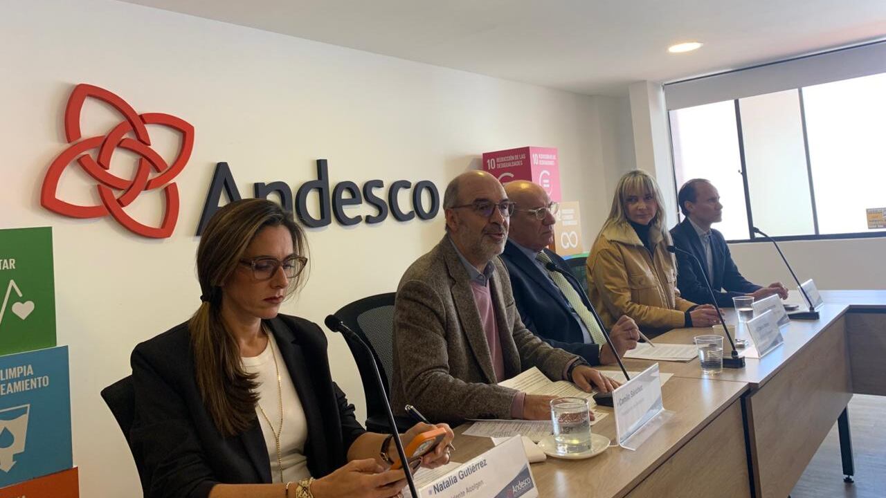 Gremios de energía se reunieron este 6 de febrero.