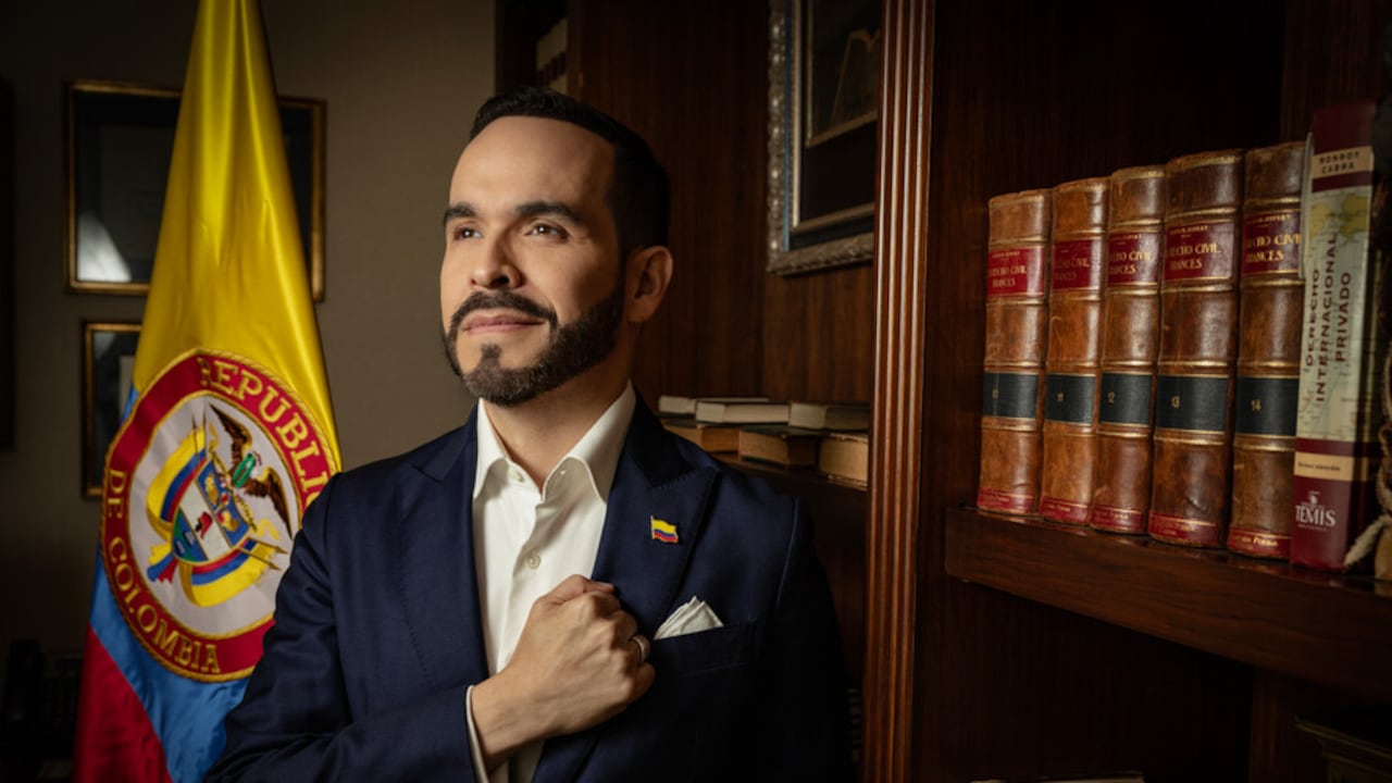 El gobierno de De La Espriella dice que buscará atraer grandes empresas tecnológicas al país.