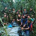 Primera foto de los niños que sobrevivieron a la selva durante cuarenta días.