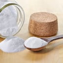 Aprenda sobre la tendencia emergente de colocar bicarbonato de sodio en su espacio de trabajo para canalizar energías positivas hacia su carrera y finanzas.