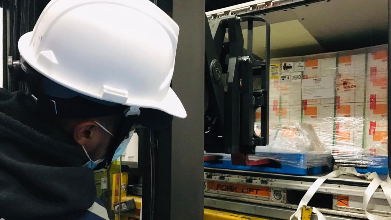 Vuelo AF con vacunas Sinovac