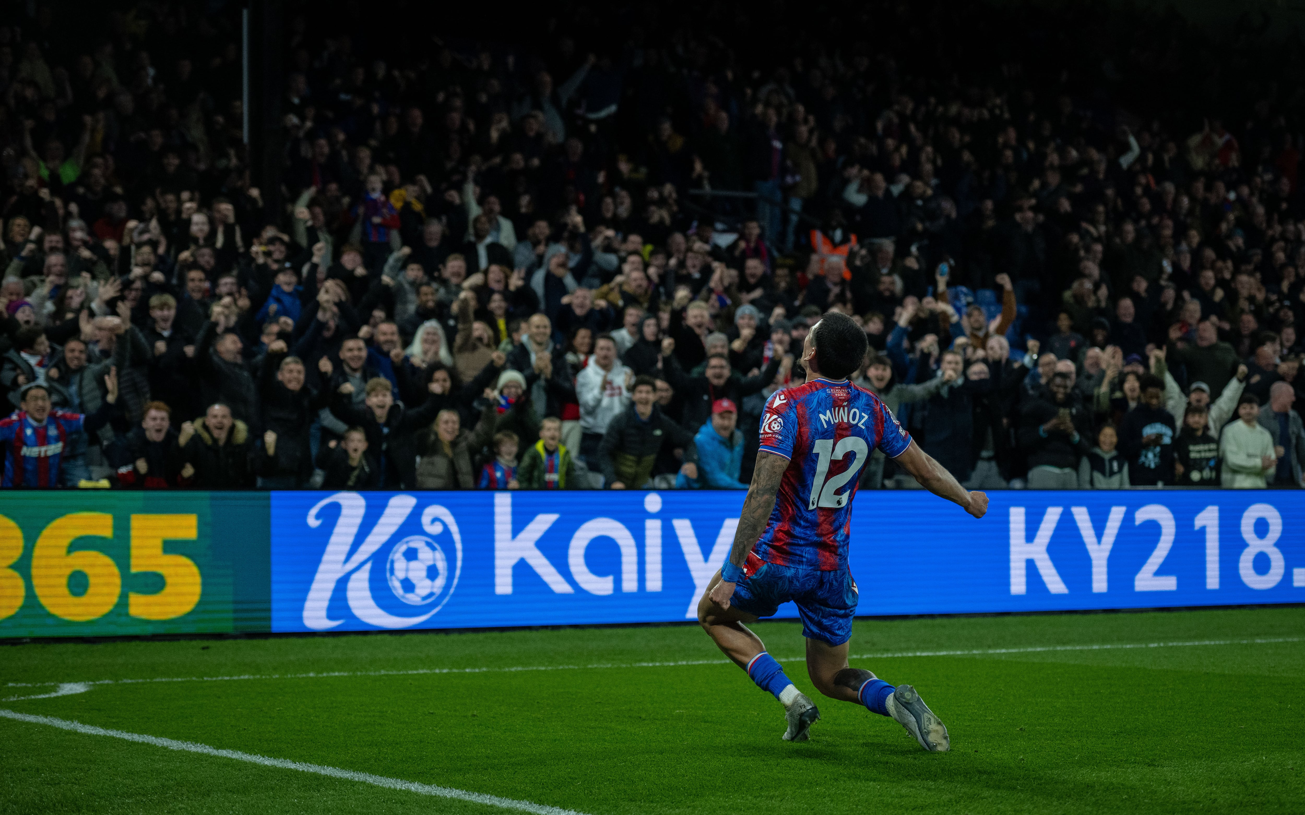Muñoz se ha ganado poco a poco el cariño de la hinchada con sus actuaciones.