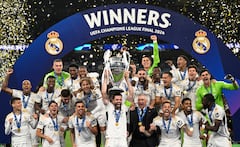 Real Madrid alza un nuevo trofeo de Champions League.