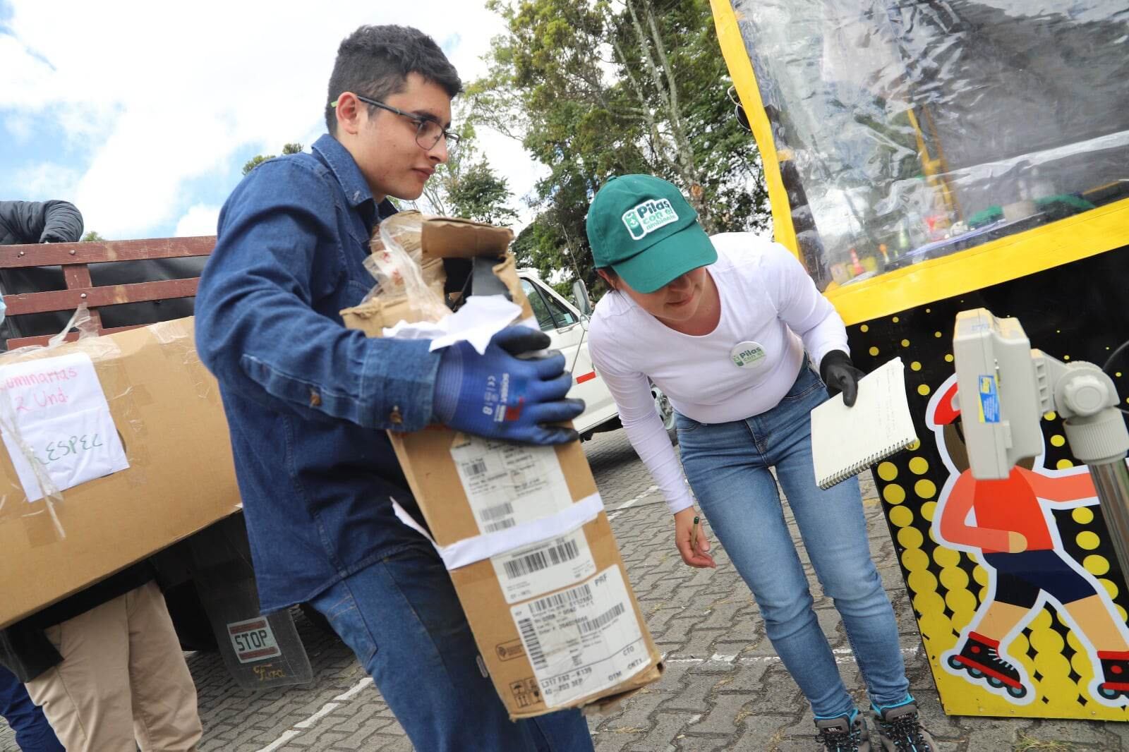 Residuos de elementos peligrosos se recolectaron durante la jornada.