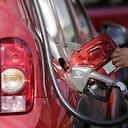 Pese al aumento del último mes del año, el precio de la gasolina para este año se convierte en el más bajo desde mayo de 2017.