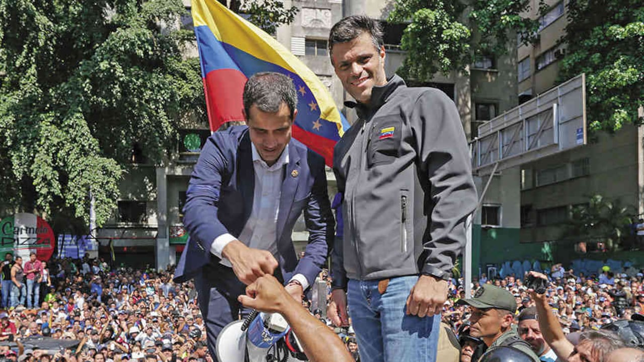 El 30 de abril Juan Guaidó liberó, con ayuda de militares rebeldes, al opositor Leopoldo López. Desde ese día, muy pocos miembros de las Fuerzas Armadas se han sumado a la oposición.