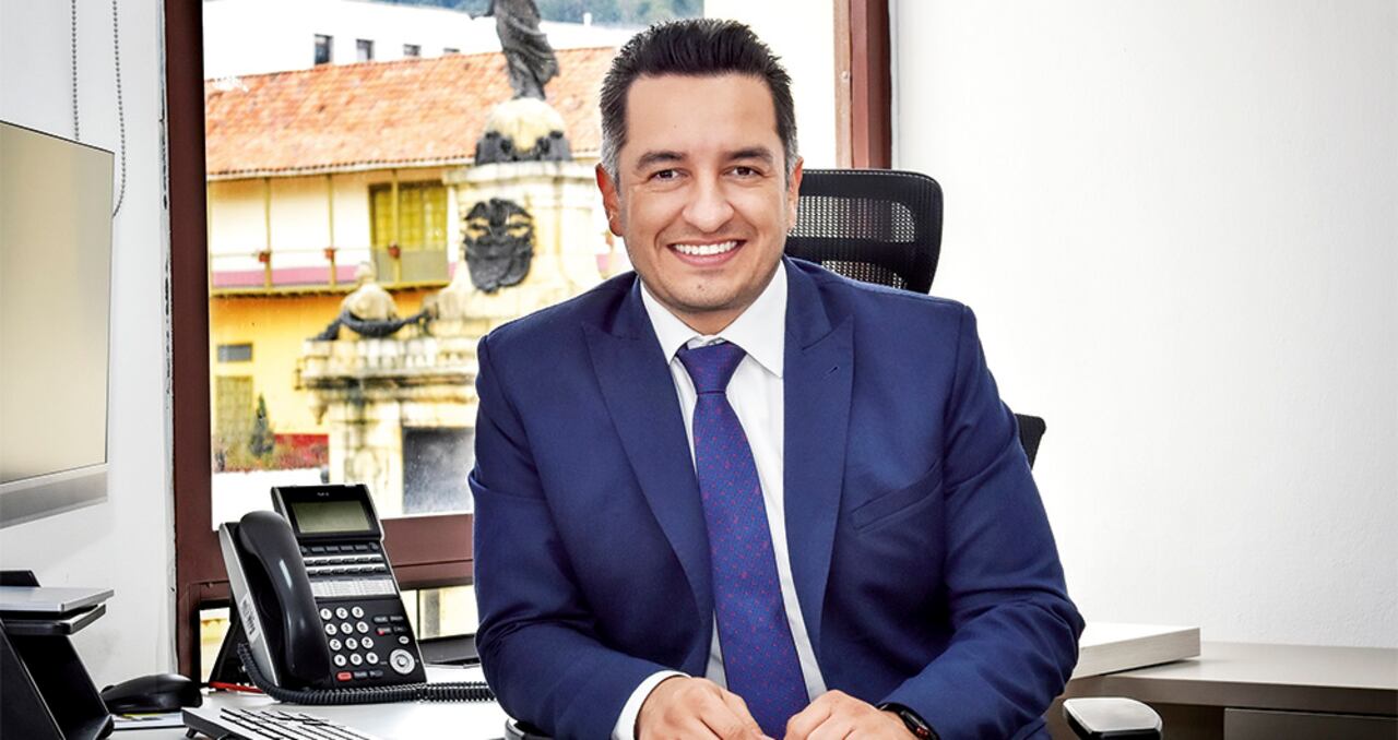 andrés idárragaSecretario de Transparencia